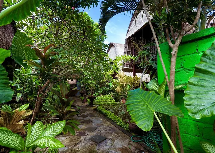 Adi Bungalow