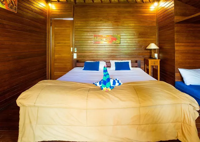 ホリデーパーク Adi Bungalow