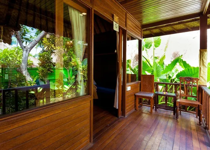 Adi Bungalow ホリデーパーク