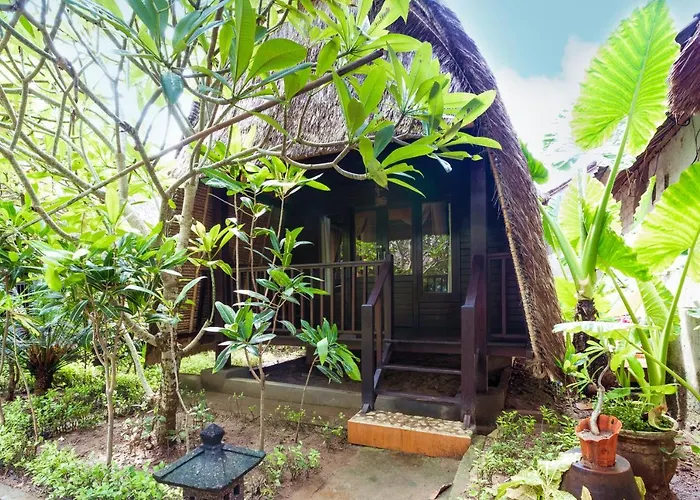 Adi Bungalow 3*